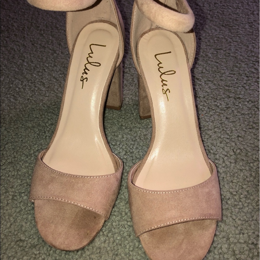 Women’s shoes